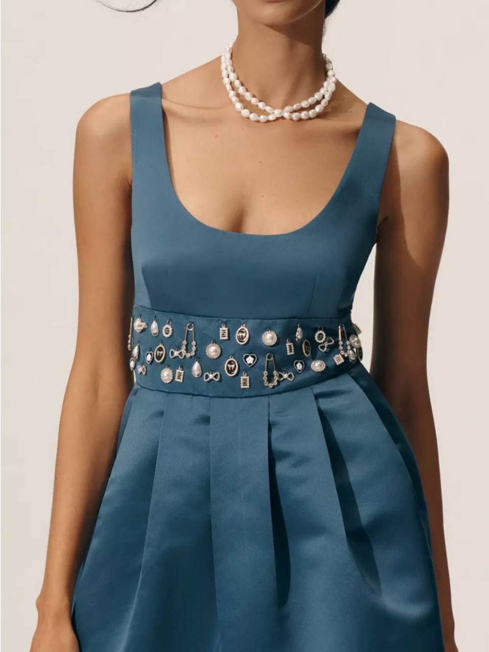 Maeve Satin Charm Mini Dress 💕💕